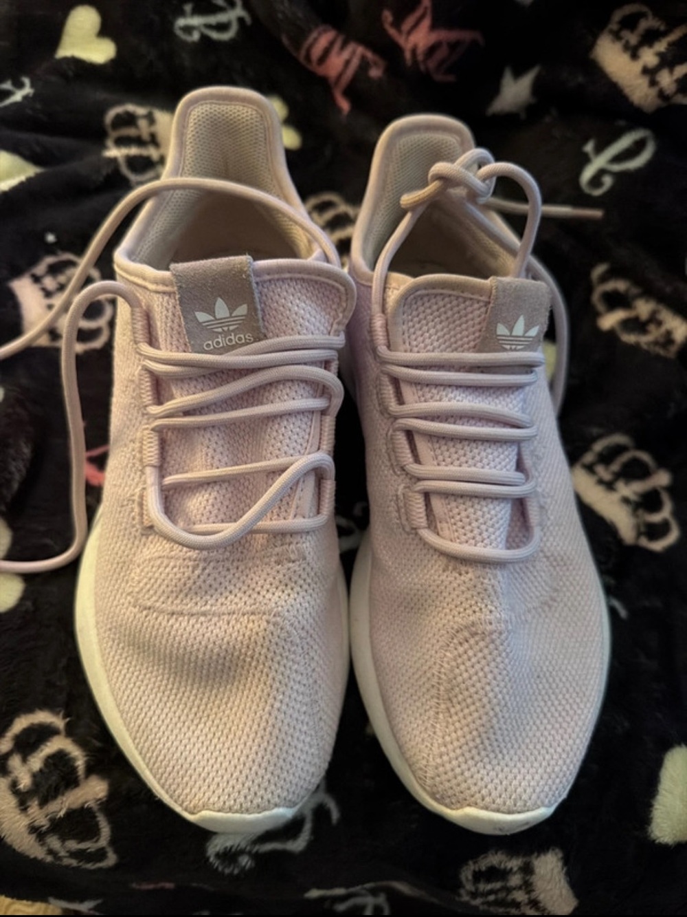 Adidas Women's Lightweight lilac Knit Sneakers